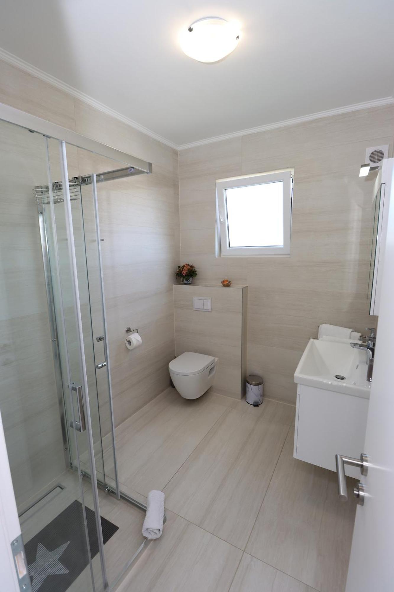Emmi Nemira Omis Apartment Exterior photo